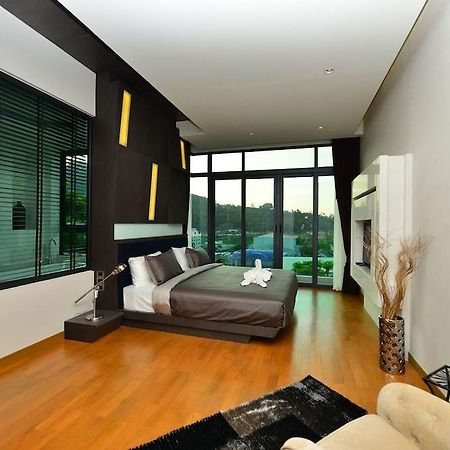 Bukit Pool Villas Patong Екстериор снимка